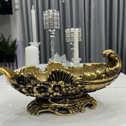 Table decor vintage large used