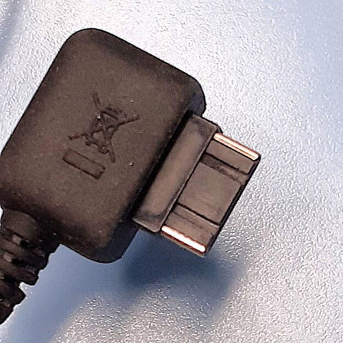 LG FastPort wired headphones used for old mobile phones