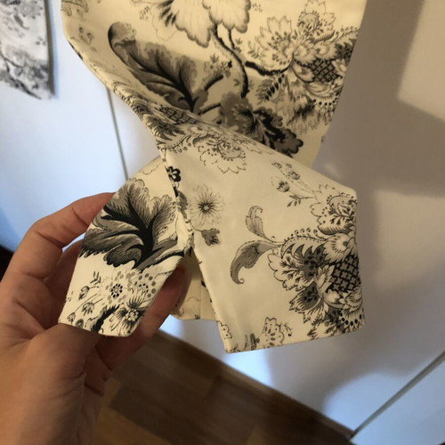 Zara Woman XL trousers with black and white floral pattern