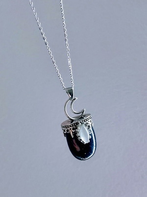 Moonchild Necklace new with golden stone and steel chain