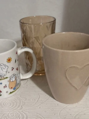 Two mugs and one glass new, unused