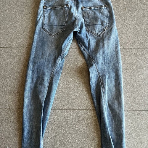 Skinny slim tapered distressed vintage jeans by Staff Jeans&Co used