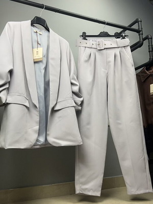 Women's Suit One Size XS-M New, Gray