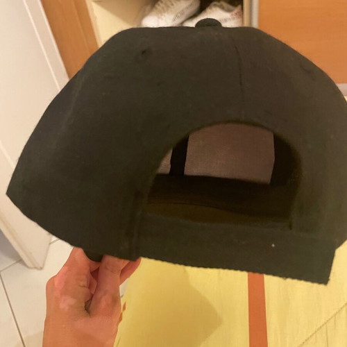 Tropicana Mykonos hat like new, black