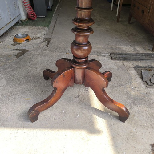 Vintage table used 83×102×66 cm