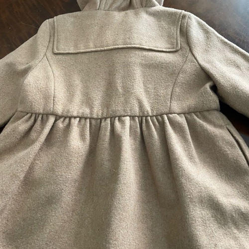 Baby Gap girls coat like new, size 2 years