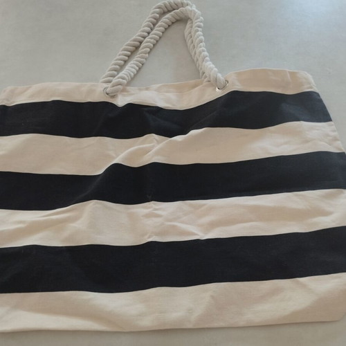 Canvas shoulder bag new, black and white striped beach style