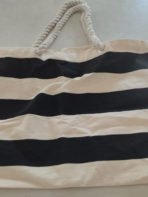Canvas shoulder bag new, black and white striped beach style