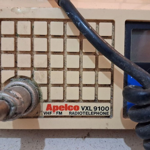 Ραδιοπομποδέκτης VHF/FM Apelco VXL 9100 μεταχειρισμένος