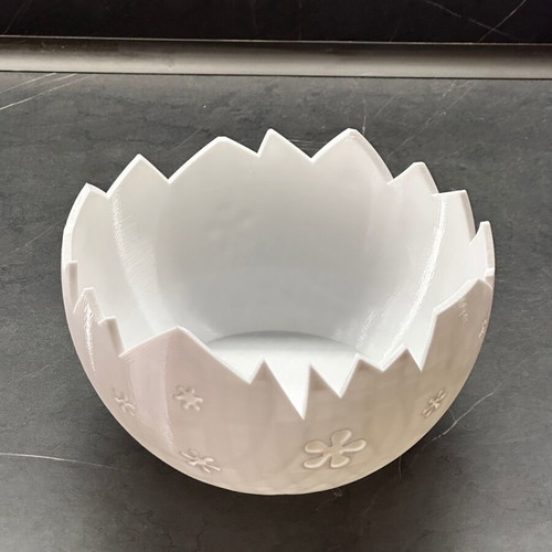 Easter egg-shaped bowl basket new