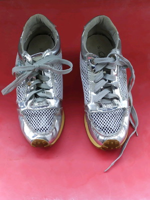Sportex size 37 like new, silver