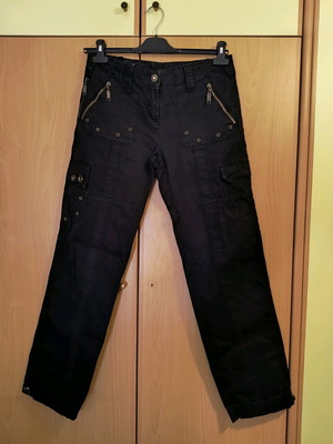 Black pants like new with adjustable cuffs, size S