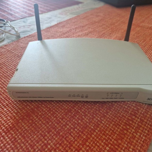 3Com OfficeConnect ADSL Wireless 108Mbps 11g Firewall Router used