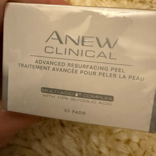 Avon facial care set new