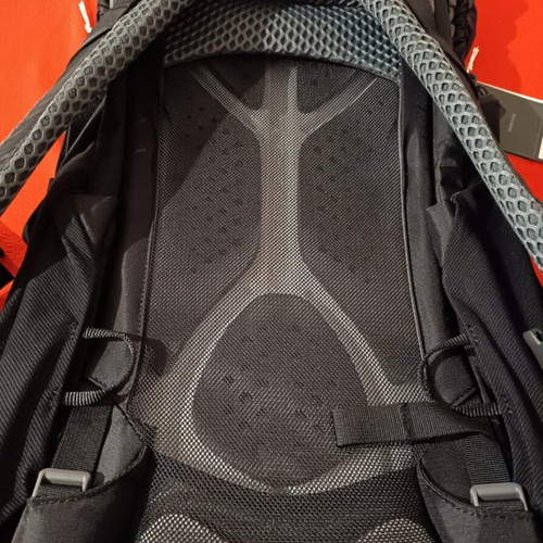Osprey Kestrel 38 hiking backpack new, size L/XL, black