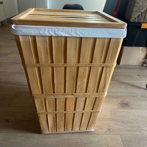 IKEA BRANKIS laundry basket like new, natural wood with removable fabric liner