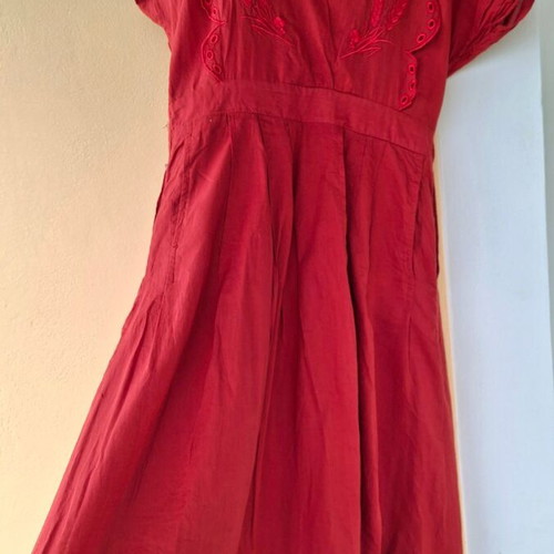 Karavan dress red with embroidery like new, size M