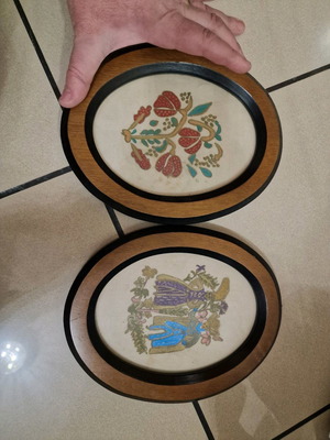 Small frames used, pack of 2 with glass front