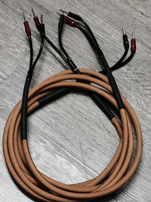 Chord C-Screen ζευγάρι καλώδια ηχείων σαν καινούργιο 2,5 μέτρων