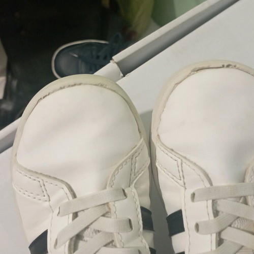 Adidas kids sports shoes used, size 31