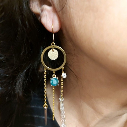 Handmade earrings new, green and gold
