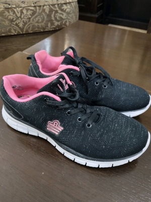 Admiral athletic shoes lightly used, women's size 37, white pink