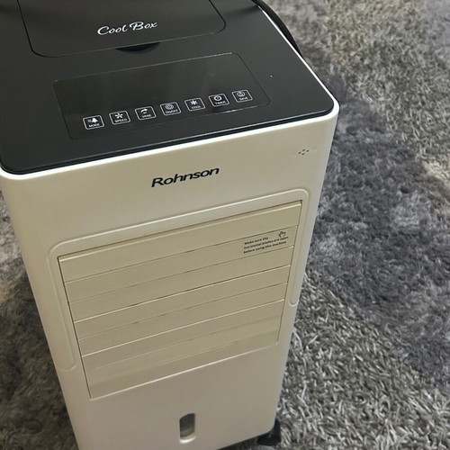 Rohnson Floor Air Conditioner like new with remote and timer