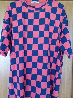 Zara T-shirt like new, blue and pink, XXL-3XL