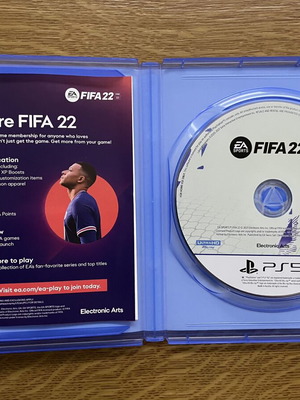 FIFA 22 PS5 game