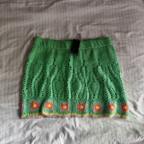 Crochet skirt Nasty Gal new, green with floral details, size L