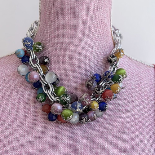 Handmade Cat's Eye necklace, silver color