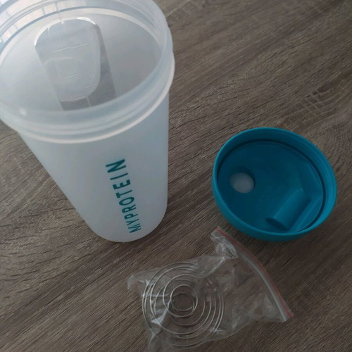 Tupperware eco 1lt bottle and my protein shaker new