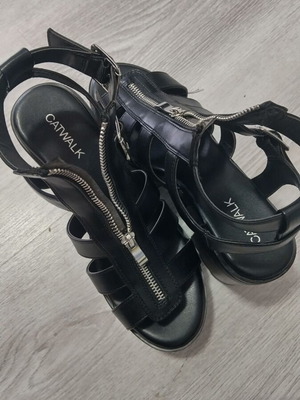 Catwalk women's shoes new, black, size 37, platform sandals