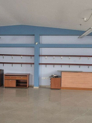 Επαγγελματικός χώρος 130 τ.μ. στον Γέρακα, σε άριστη κατάσταση