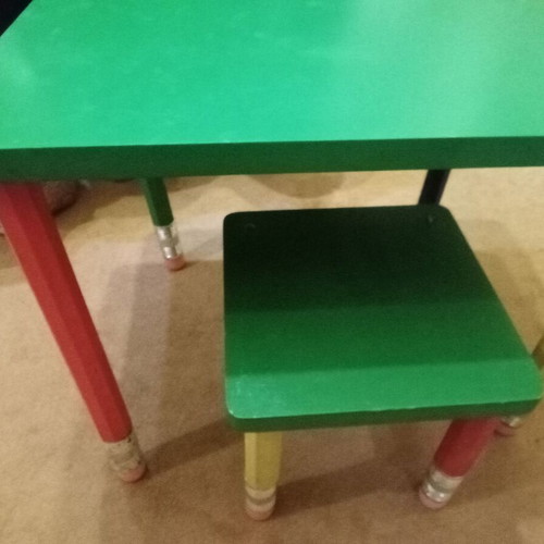 Children's table like new with stool and wooden legs