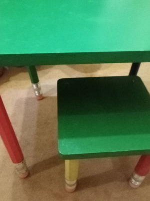 Children's table like new with stool and wooden legs