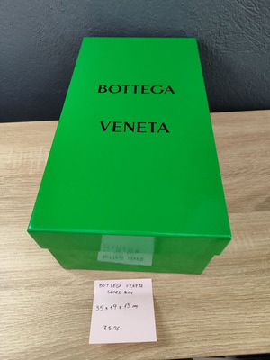 Κουτί παπουτσιών Bottega Veneta μεταχειρισμένο με λεκέδες 35 x 19 x 13 εκ
