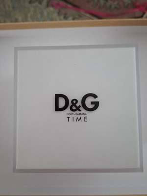 Κουτί για ρολόι Dolce & Gabbana σαν καινούργιο, λευκό με μαξιλαράκι