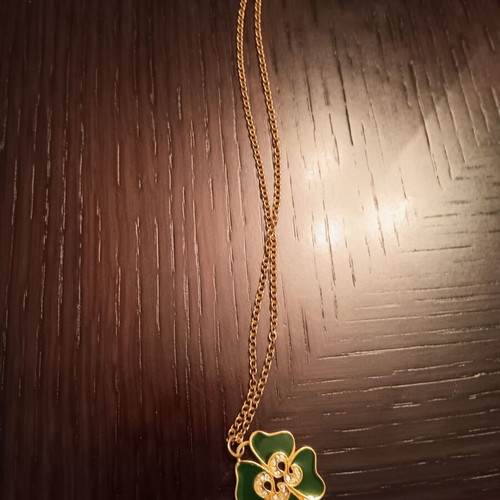 Four-Leaf Clover Necklace New, Green
