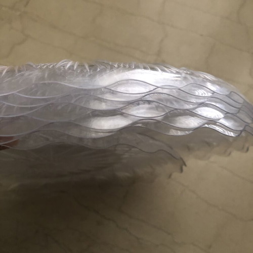 Plastic trays jumbo set of 7 like new