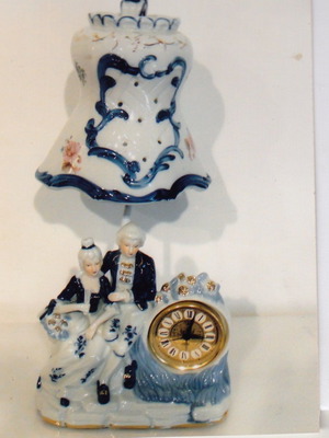 Φωτιστικό και ρολόι Καπά Ντιμόντε από πορσελάνη με χειροποίητη ζωγραφική