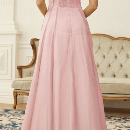 Pink dress, Miss Rosier