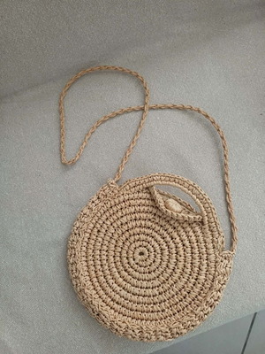 Straw round shoulder bag, natural beige