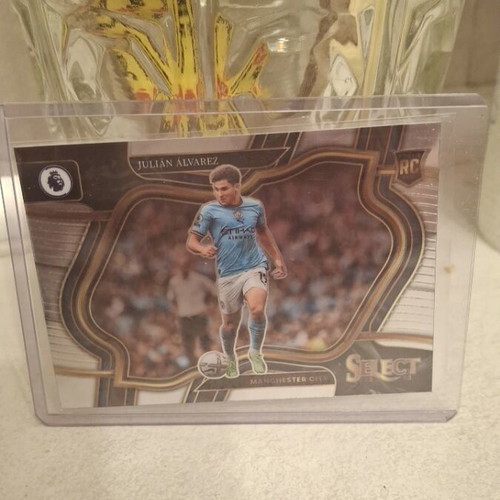 Julian Alvarez RC card Panini Select 2023 Field Level