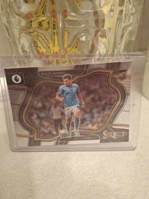 Julian Alvarez RC card Panini Select 2023 Field Level