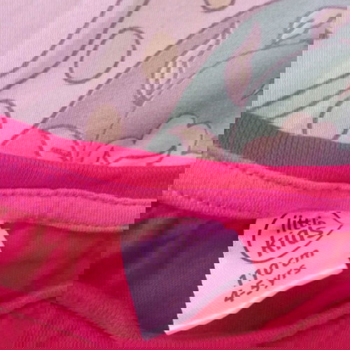 Κοντομάνικο μπλουζάκι ροζ καινούργιο για 4-5 ετών