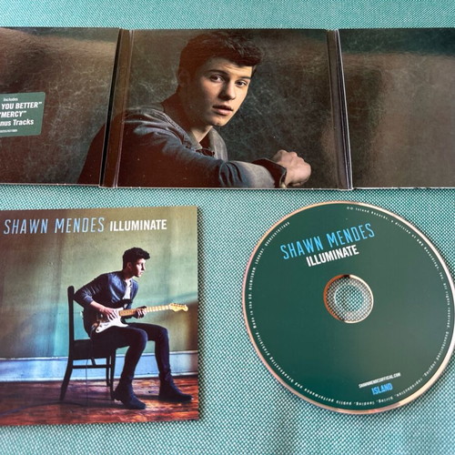 Shawn Mendes Illuminate Deluxe Version CD like new, pop