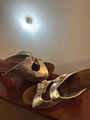 Sergio Todzi silver heels size 40 like new