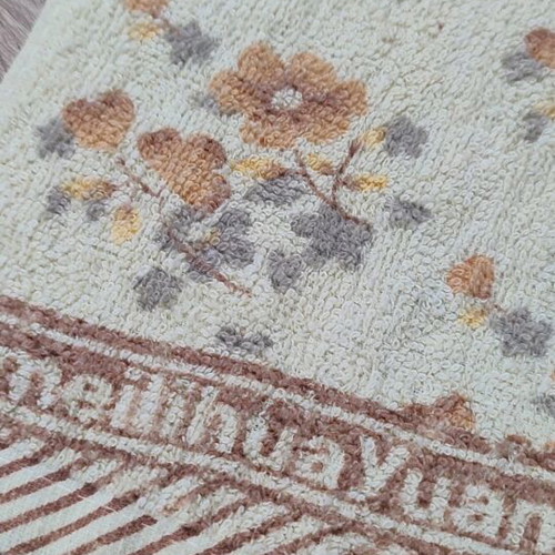 Cotton kitchen towel like new, yellow with flowers 31x63cm