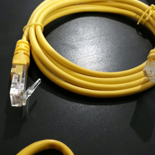 Cat5e Ethernet cable yellow new, 1.5m network length